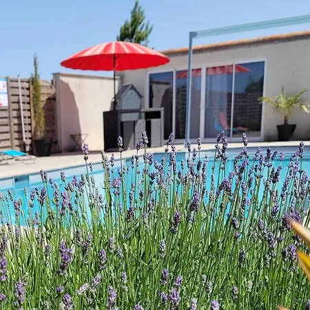 Vakantiehuis Le Petit Doue *